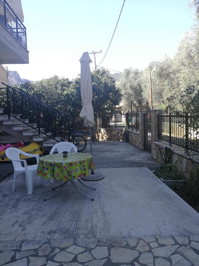 Angel's Place By The Sea Apartment Diakopto